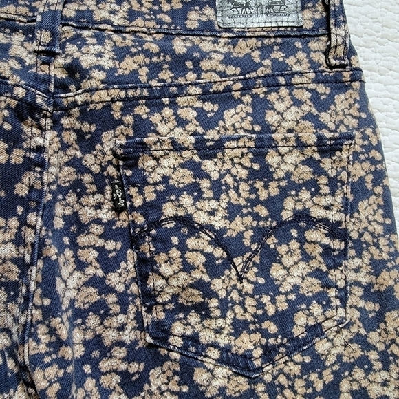 LEVI'S Mid-Rise Skinny Floral Jeans - Picture 4 of 6